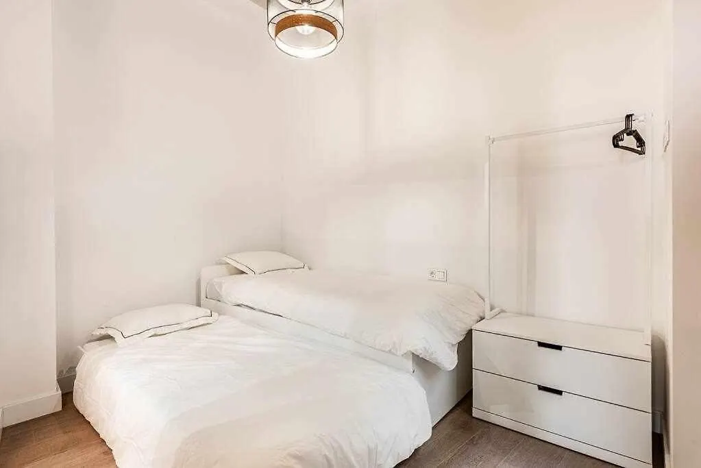 Pineapple Comedias 8 Con Parking Malaga Apartment